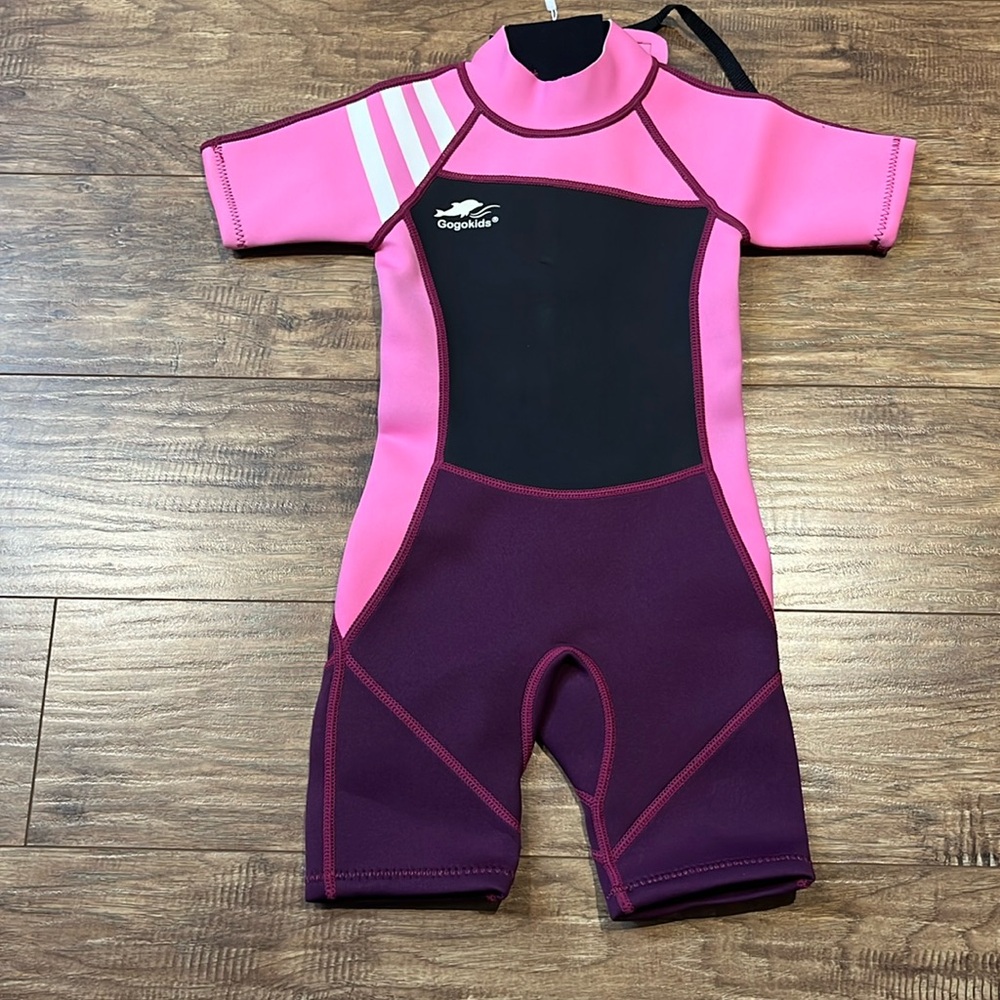 Gogokids pink purple and blackwatersuit new without tags